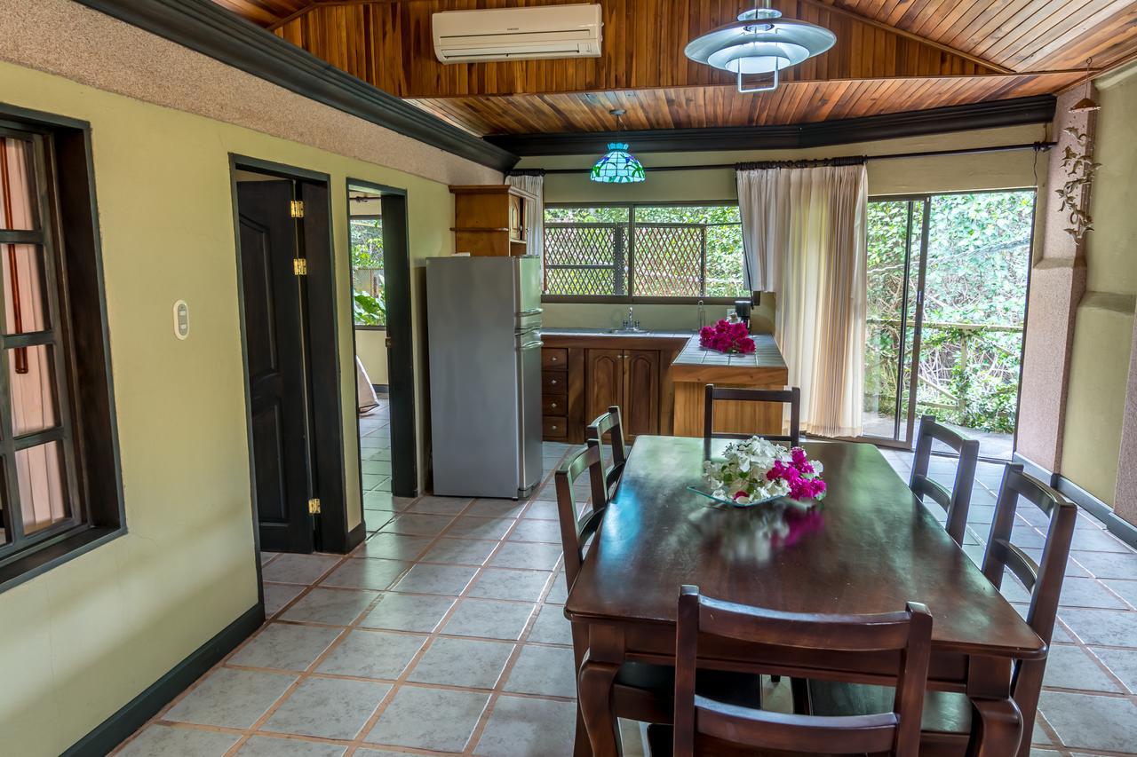 Damas Kayak Lodge מראה חיצוני תמונה