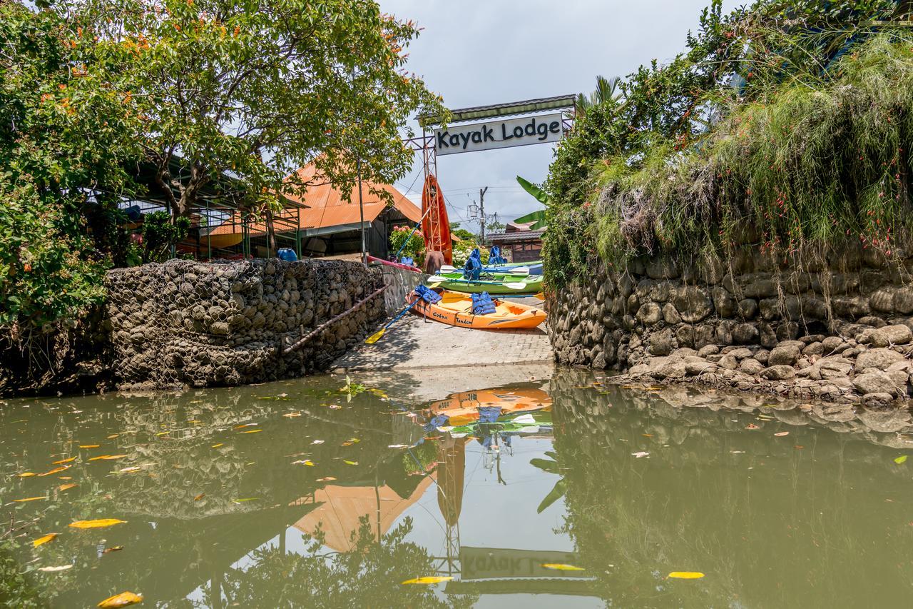 Damas Kayak Lodge מראה חיצוני תמונה