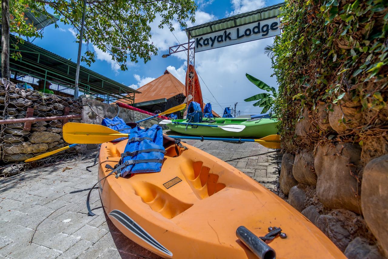Damas Kayak Lodge מראה חיצוני תמונה
