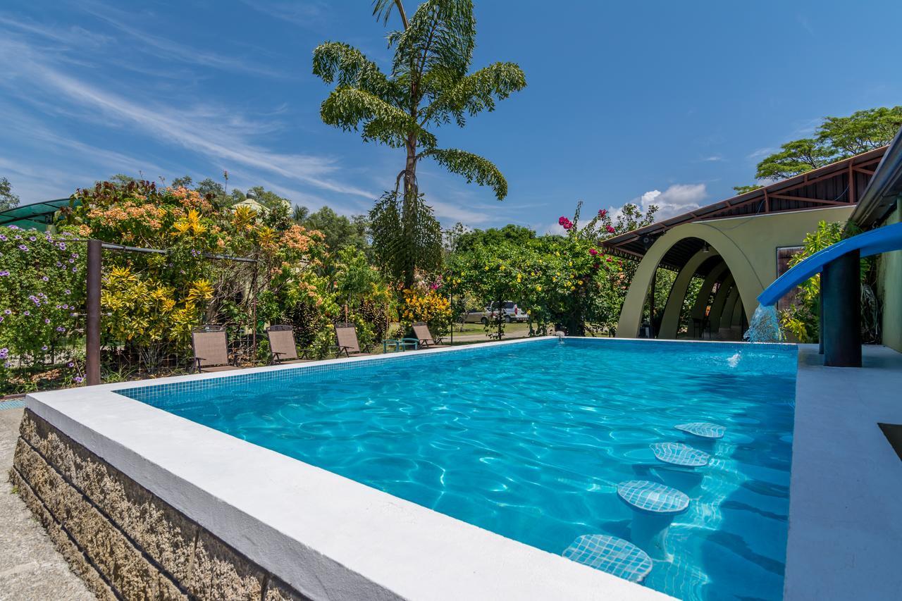 Damas Kayak Lodge מראה חיצוני תמונה